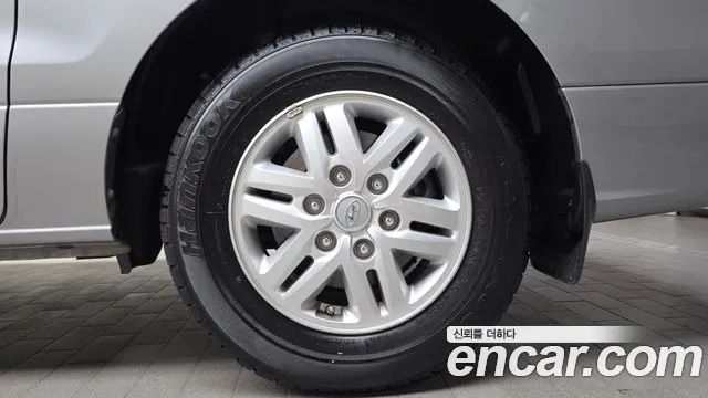 Hyundai Staria 2019 thumb 4