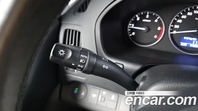 Hyundai Staria 2019 thumb 9
