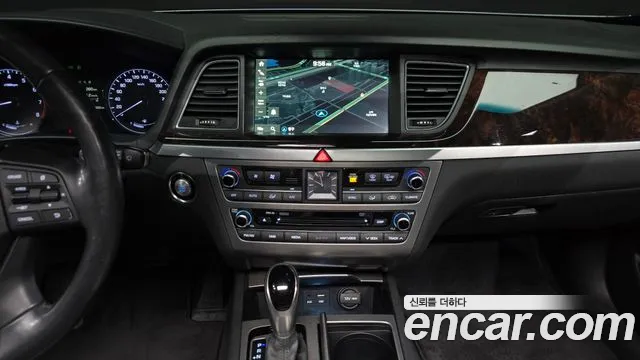 Hyundai Genesis 2015 thumb 10