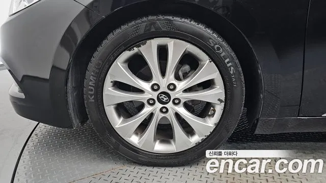 Hyundai Grandeur 2012 thumb 8