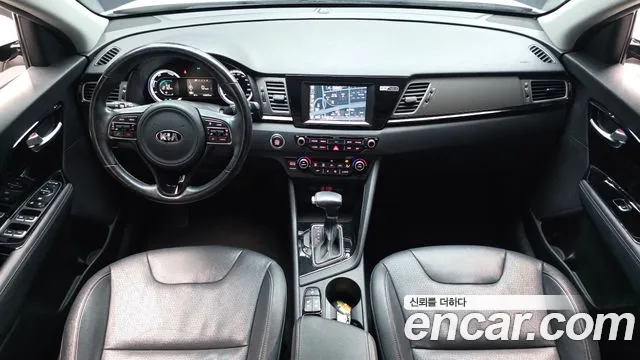 Kia Niro 2016 thumb 4