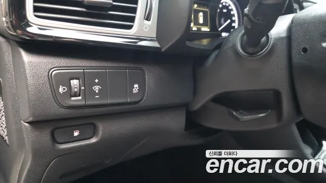 Kia Niro 2016 thumb 9