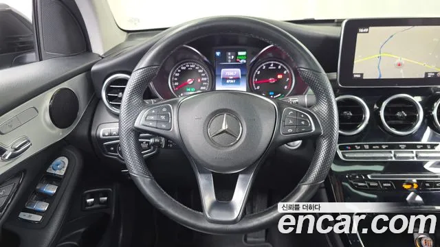 Mercedes-Benz GLC 2018 thumb 11