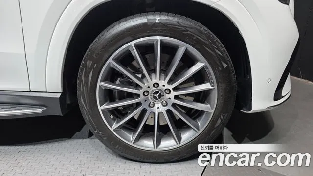 Mercedes-Benz E-Класс 2025 thumb 9