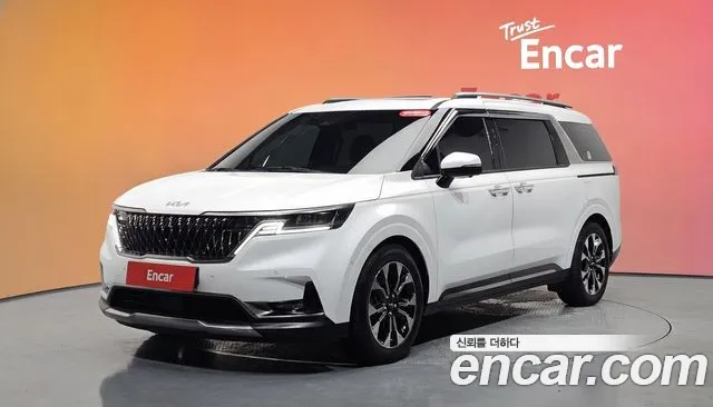 Kia Carnival 2023 thumb 5