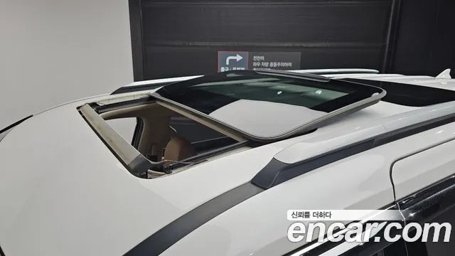 Kia Carnival 2023 thumb 12