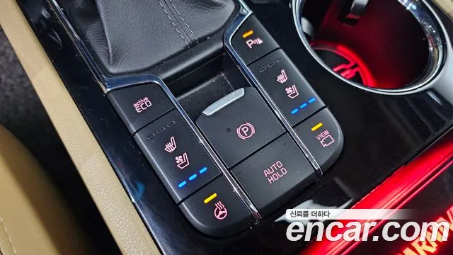 Kia Carnival 2019 thumb 9