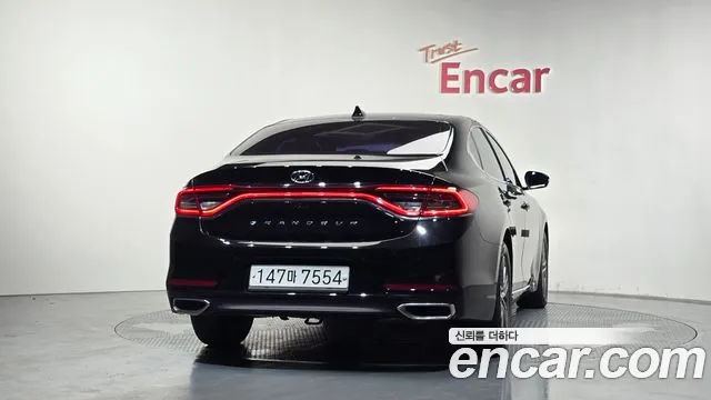 Hyundai Grandeur 2016 thumb 8