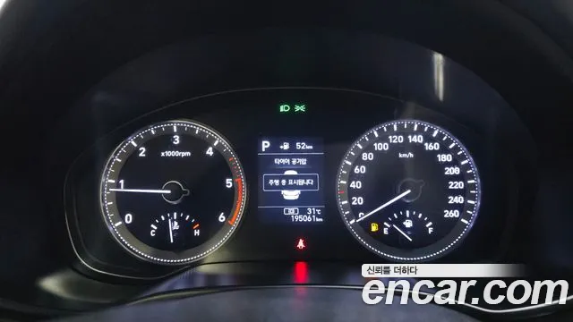 Hyundai Grandeur 2016 thumb 4