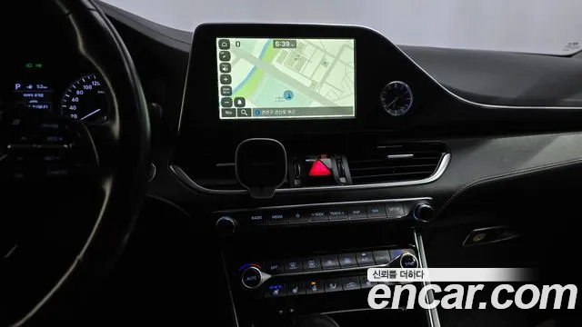 Hyundai Grandeur 2016 thumb 3