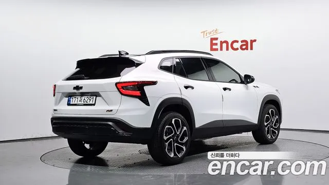 Chevrolet Tracker 2023 thumb 3