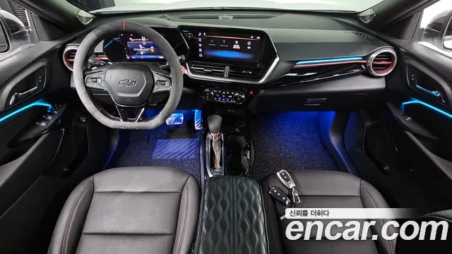 Chevrolet Tracker 2023 thumb 2