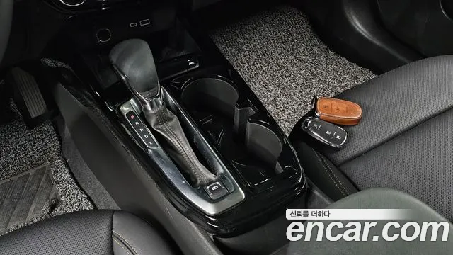 Chevrolet Tracker 2023 thumb 2