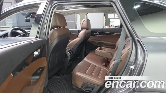 Kia Sorento 2015 thumb 8