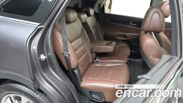 Kia Sorento 2015 thumb 4
