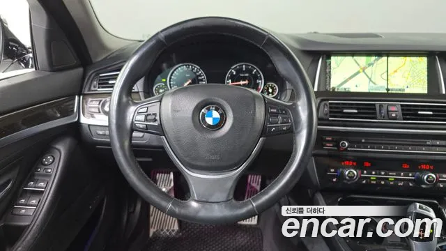BMW 5 серии 2015 thumb 5