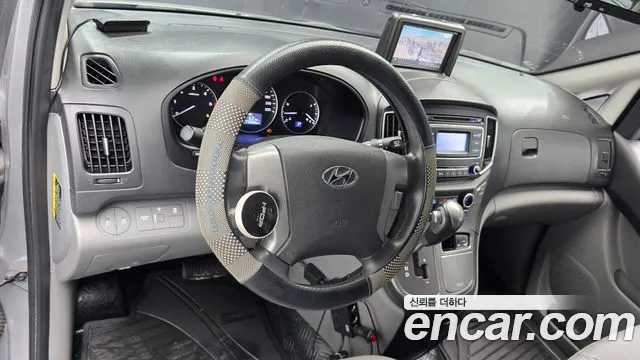 Hyundai Staria 2020 thumb 11