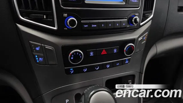 Hyundai Staria 2020 thumb 2