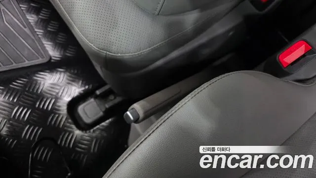 Hyundai Staria 2020 thumb 7
