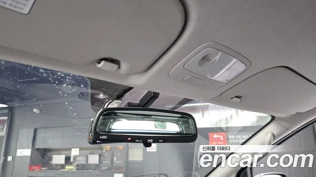 Hyundai Staria 2020 thumb 4