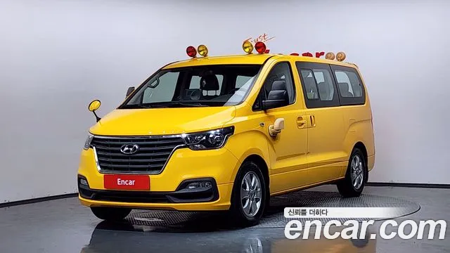 Hyundai Starex 2018 thumb 12