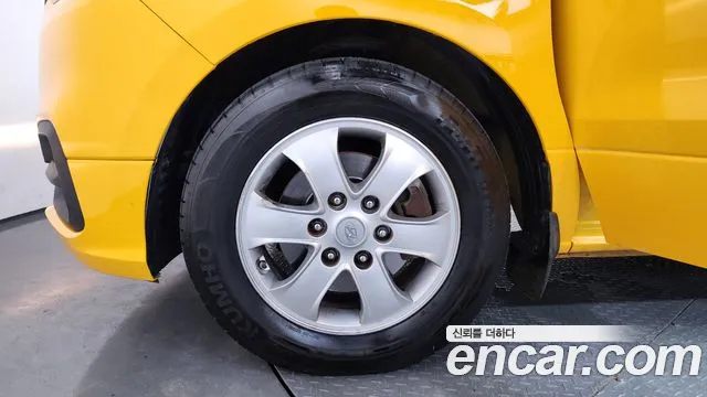Hyundai Starex 2018 thumb 8