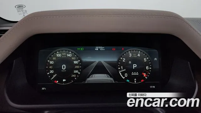 Land Rover Defender 2021 thumb 10
