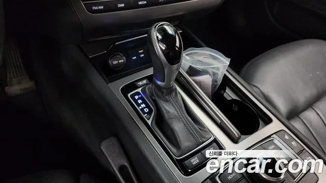 Hyundai Genesis 2014 thumb 11