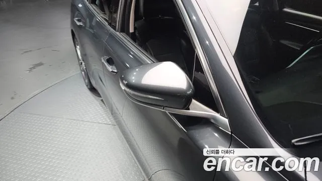 Hyundai Grandeur 2017 thumb 6