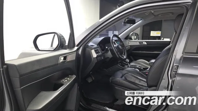KGM Rexton 2019 thumb 3