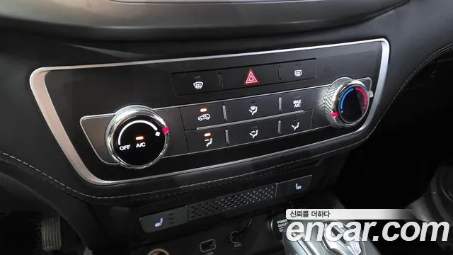 KGM Rexton 2019 thumb 11