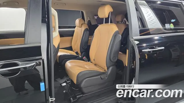 Kia Carnival 2022 thumb 12