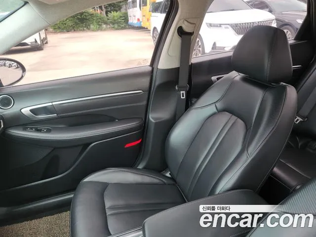Hyundai Sonata 2021 thumb 11