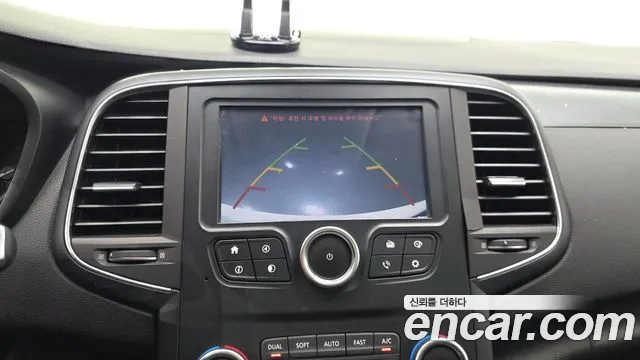Renault SM6 2018 thumb 7