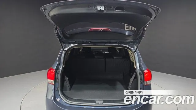 Kia Carens 2014 thumb 6