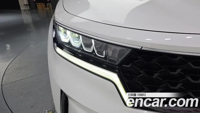 Kia Sorento 2021 thumb 3