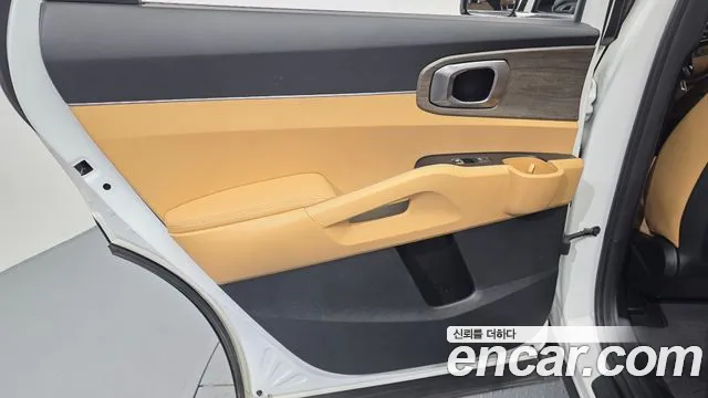 Kia Sorento 2021 thumb 10