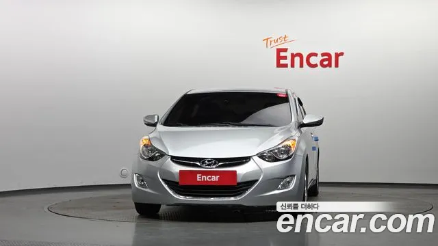 Hyundai Avante 2010 thumb 5