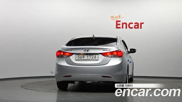 Hyundai Avante 2010 thumb 9