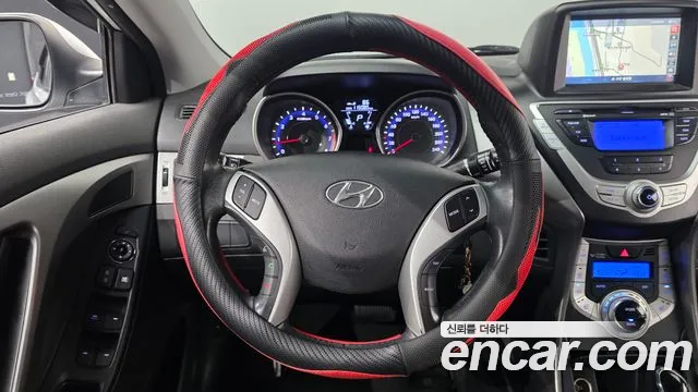 Hyundai Avante 2010 thumb 4