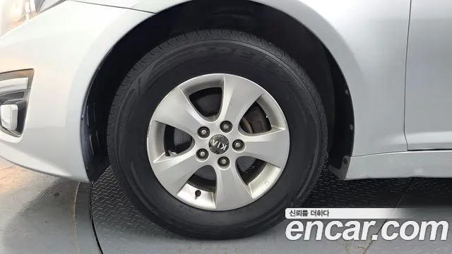 Kia K5 2014 thumb 6