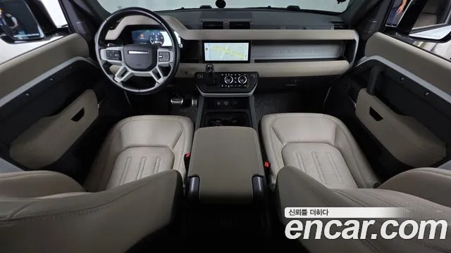 Land Rover Defender 2021 thumb 10