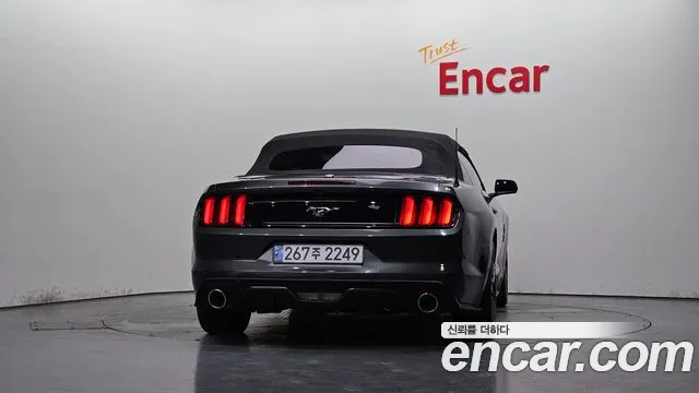 Ford Mustang 2016 thumb 8