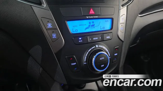 Hyundai Санта Фе 2013 thumb 10
