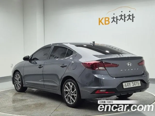 Hyundai Avante 2019 thumb 5