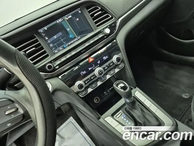 Hyundai Avante 2019 thumb 12