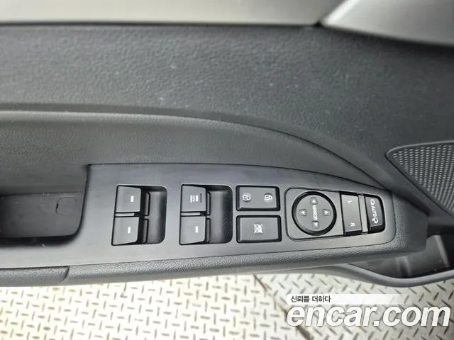 Hyundai Avante 2019 thumb 10