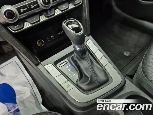 Hyundai Avante 2019 thumb 2
