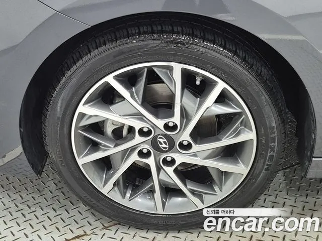 Hyundai Avante 2019 thumb 9