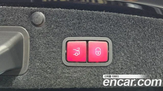 Mercedes-Benz S-Class 2018 thumb 10